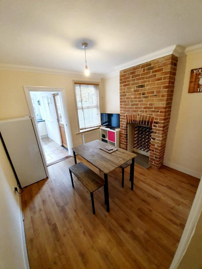 Chelmsford Centre House Apartment Ngoại thất bức ảnh